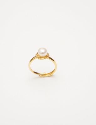 Handmade Design Silver Ring with Pearl