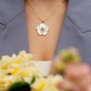 Çiçek Tasarımlı Sedefli Gümüş Kolye