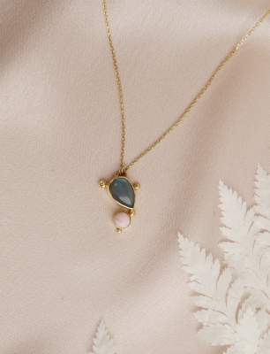 14K Gold Necklace with Labradorite and Diamond