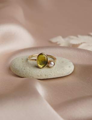 Peridot ve İncili 14K Altın Yüzük